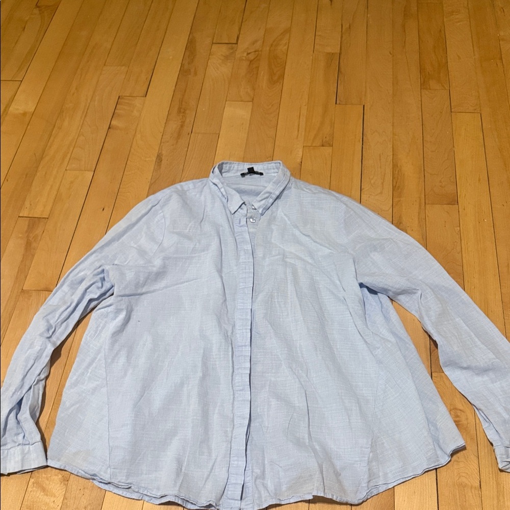The Limited Light Blue Women’s Button-Down Shirt